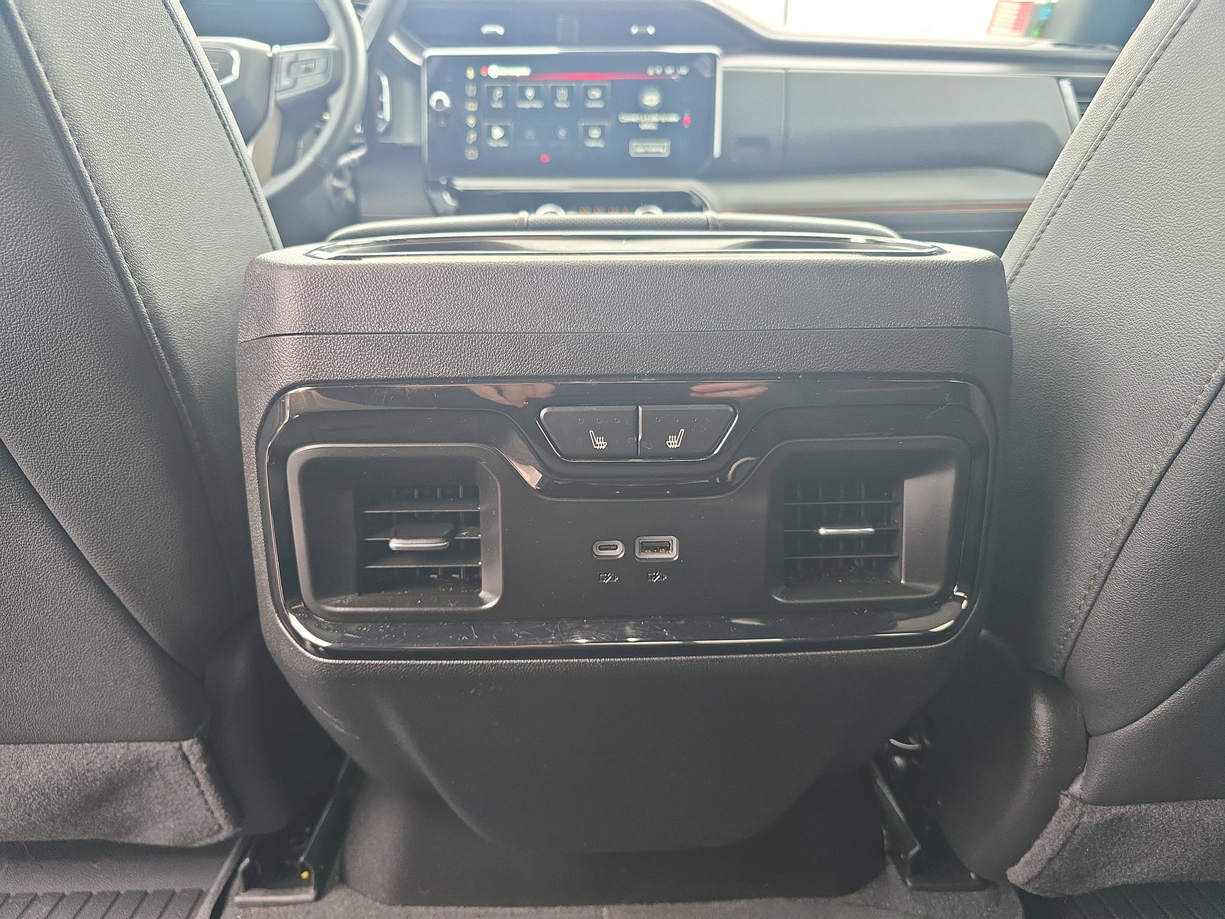 Used 2025 GMC Sierra 2500 AT4 w/ AT4 Premium Plus Package image 16