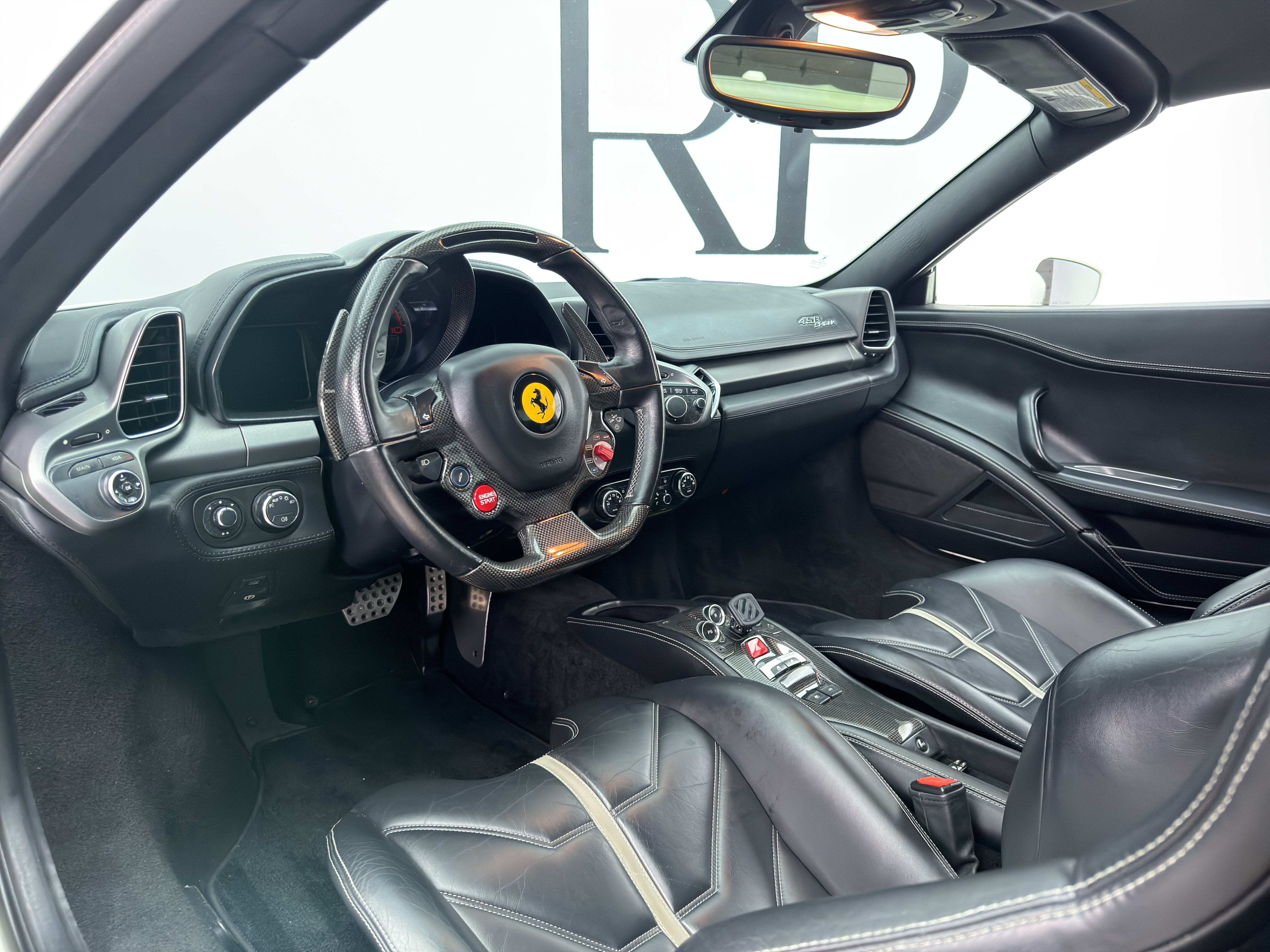 Used 2014 Ferrari 458 Spider RWD image 2