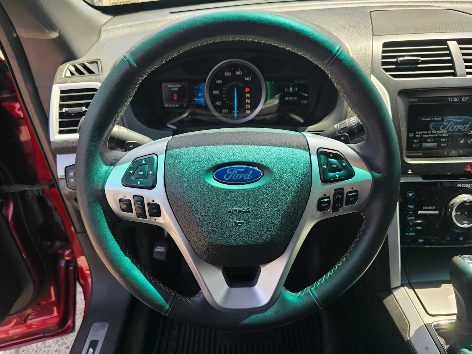 Used 2015 Ford Explorer Sport AWD/4WD image 26