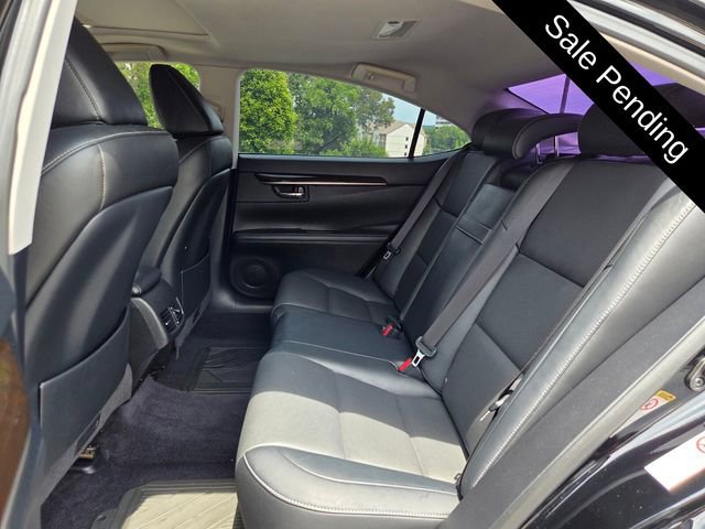 Used 2015 Lexus ES 350 w/ Premium Package FWD image 13