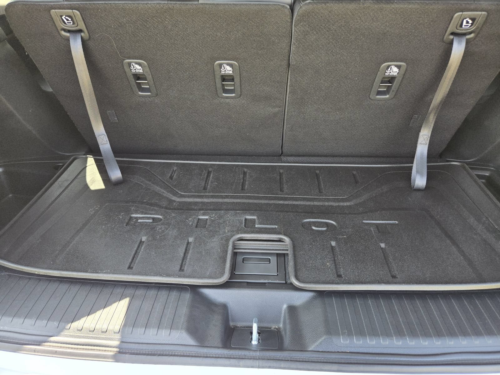 Used 2025 Honda Pilot EX-L image 35