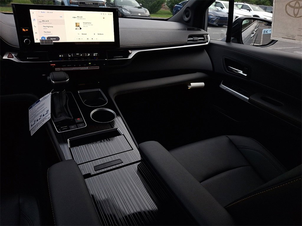 New 2026 Toyota Sienna XLE Woodland Edition image 11