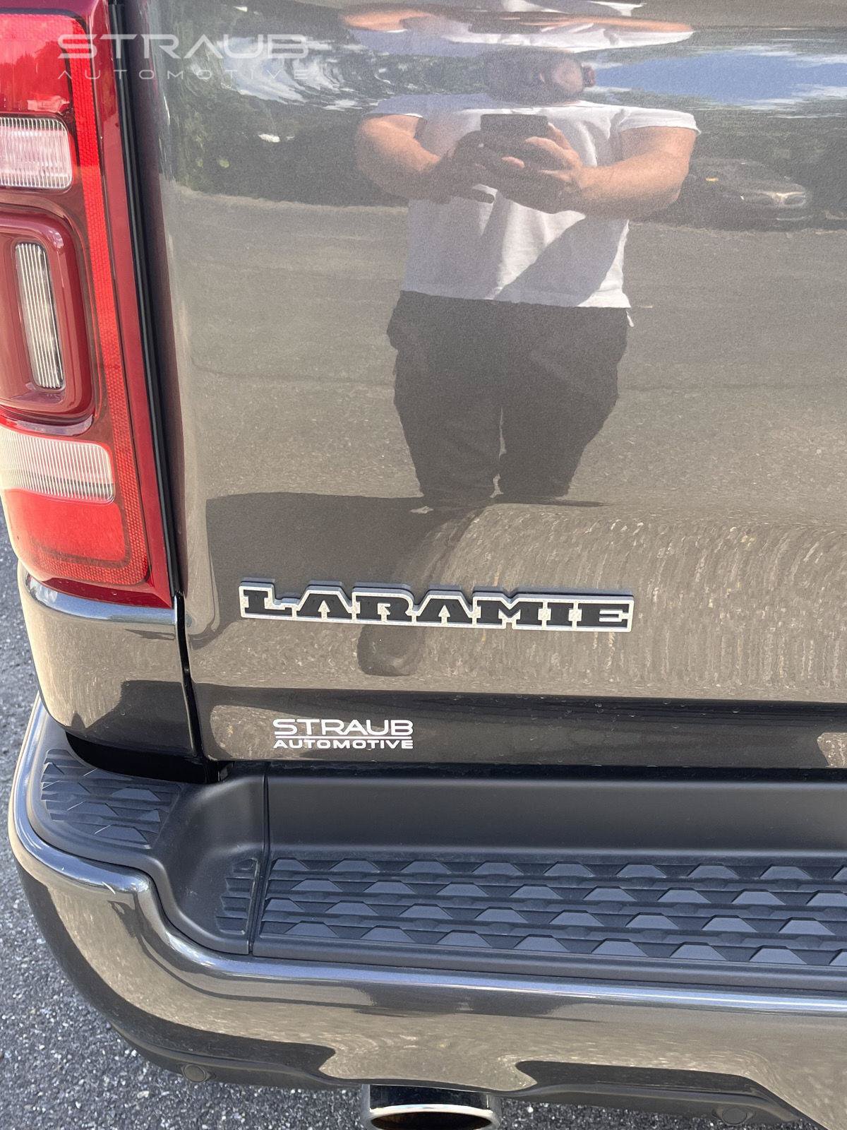 Used 2023 RAM 1500 Laramie AWD/4WD image 14