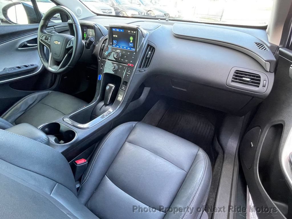 Used 2013 Chevrolet Volt Premium w/ Premium Trim Package FWD image 14
