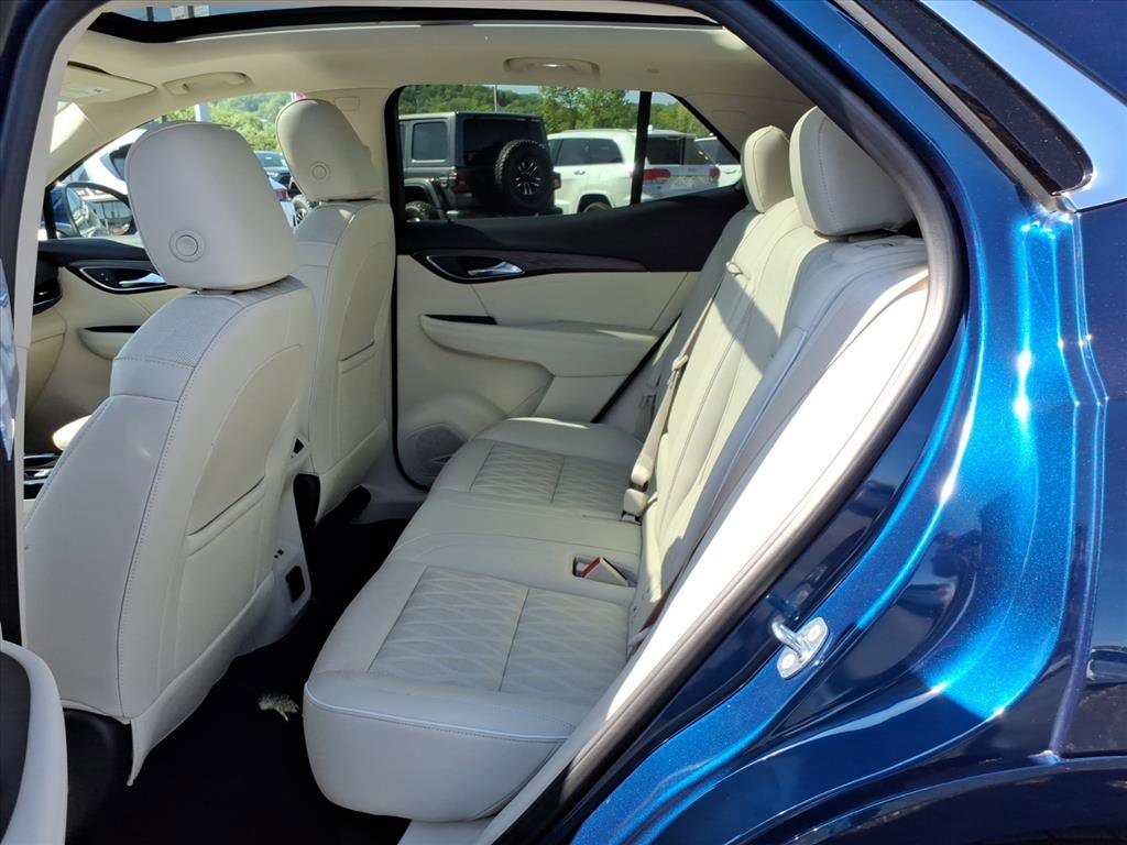 Used 2023 Buick Envision Avenir AWD/4WD image 12