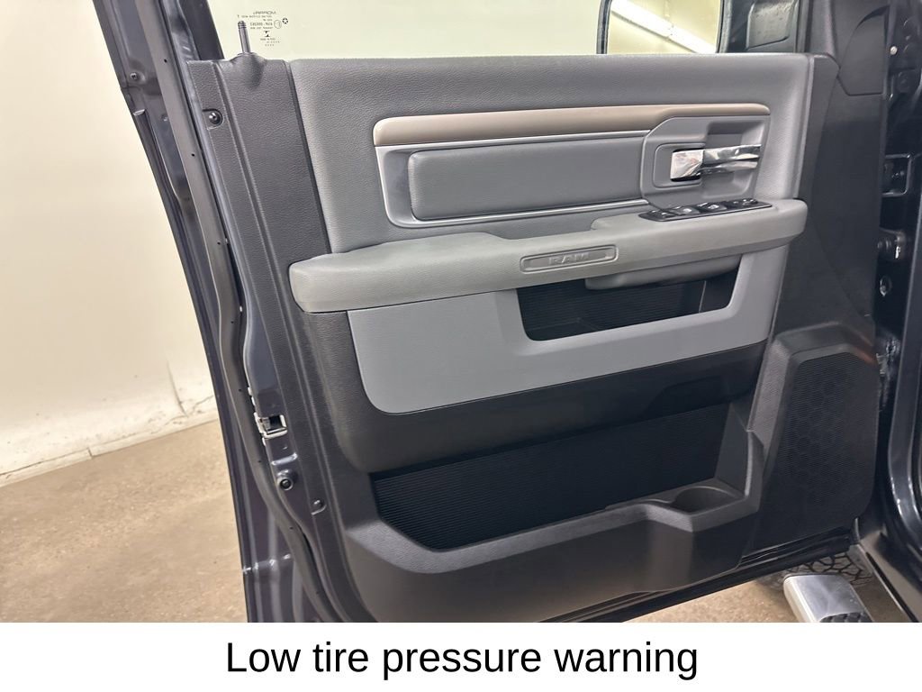 Used 2015 RAM 1500 Big Horn image 31