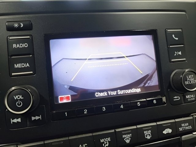 Used 2019 Honda Odyssey LX image 3