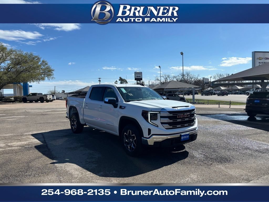 New 2026 GMC Sierra 1500 SLE AWD/4WD image 3