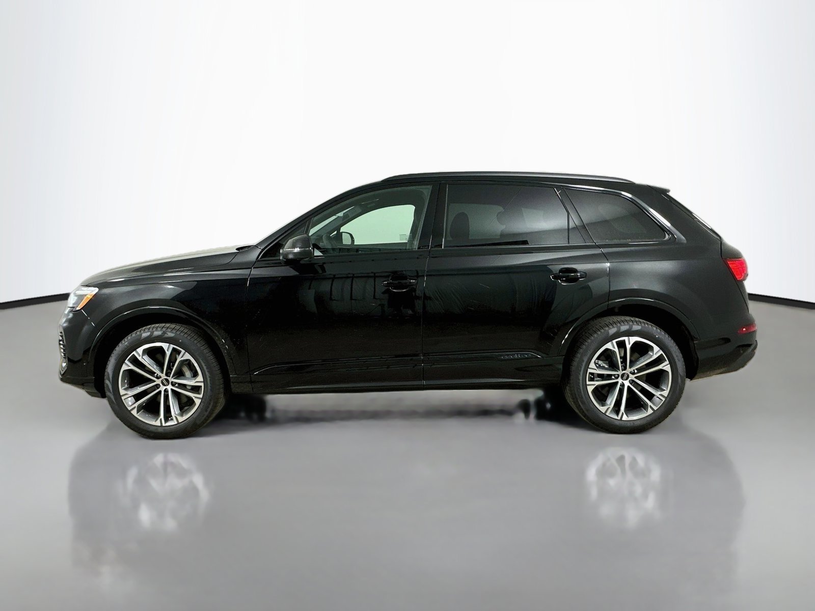 New 2026 Audi Q7 2.0T Premium Plus AWD/4WD image 8