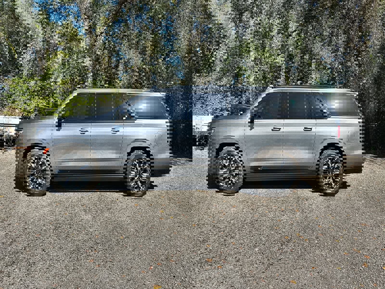 Used 2021 Cadillac Escalade ESV Sport w/ Driver Assist Tech Package image 3