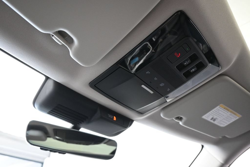 New 2026 Mitsubishi Outlander SEL FWD image 29