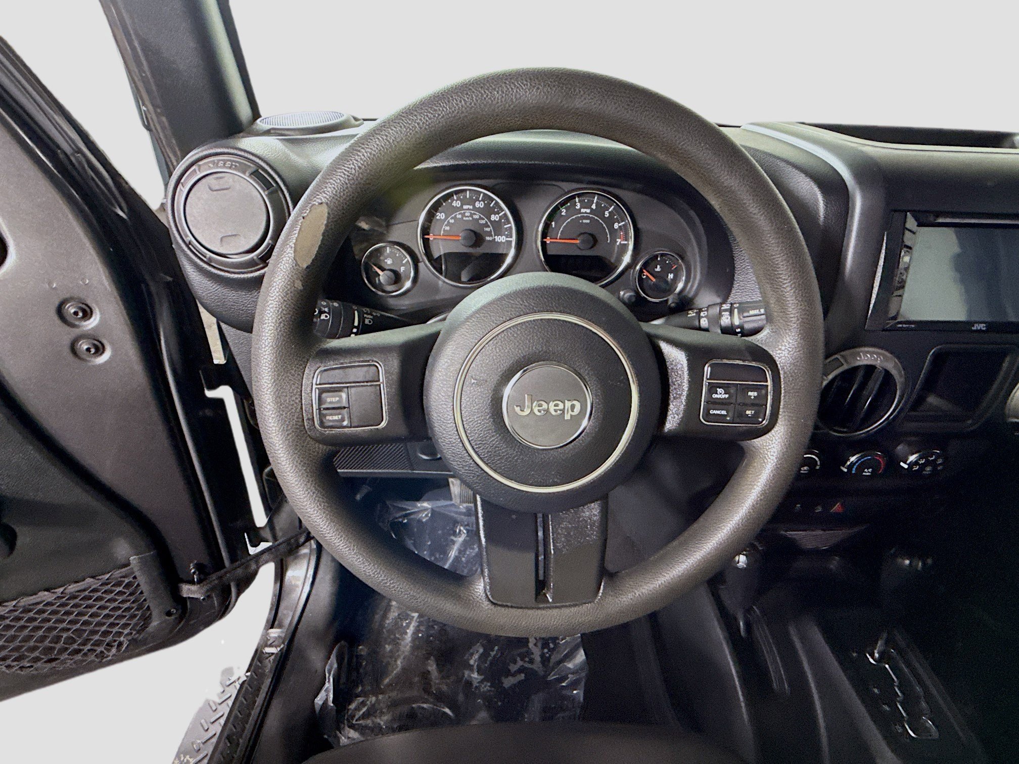 Used 2018 Jeep Wrangler Unlimited Sport image 13