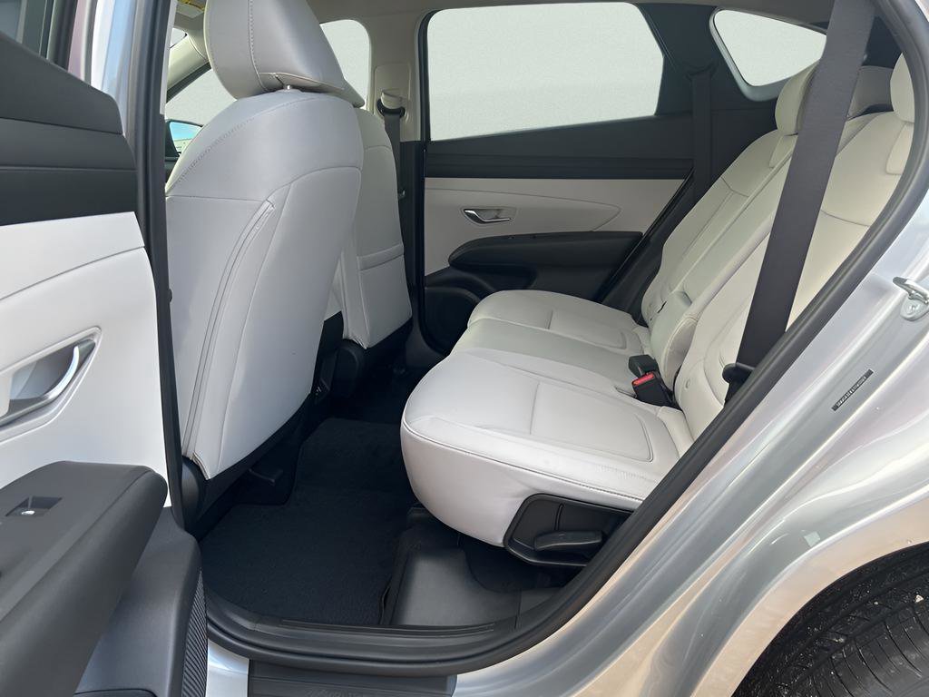 Used 2026 Hyundai Tucson SE image 25