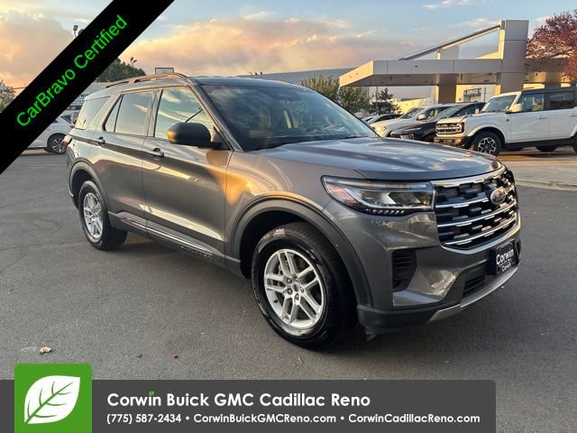 Used 2025 Ford Explorer Active AWD/4WD image 7
