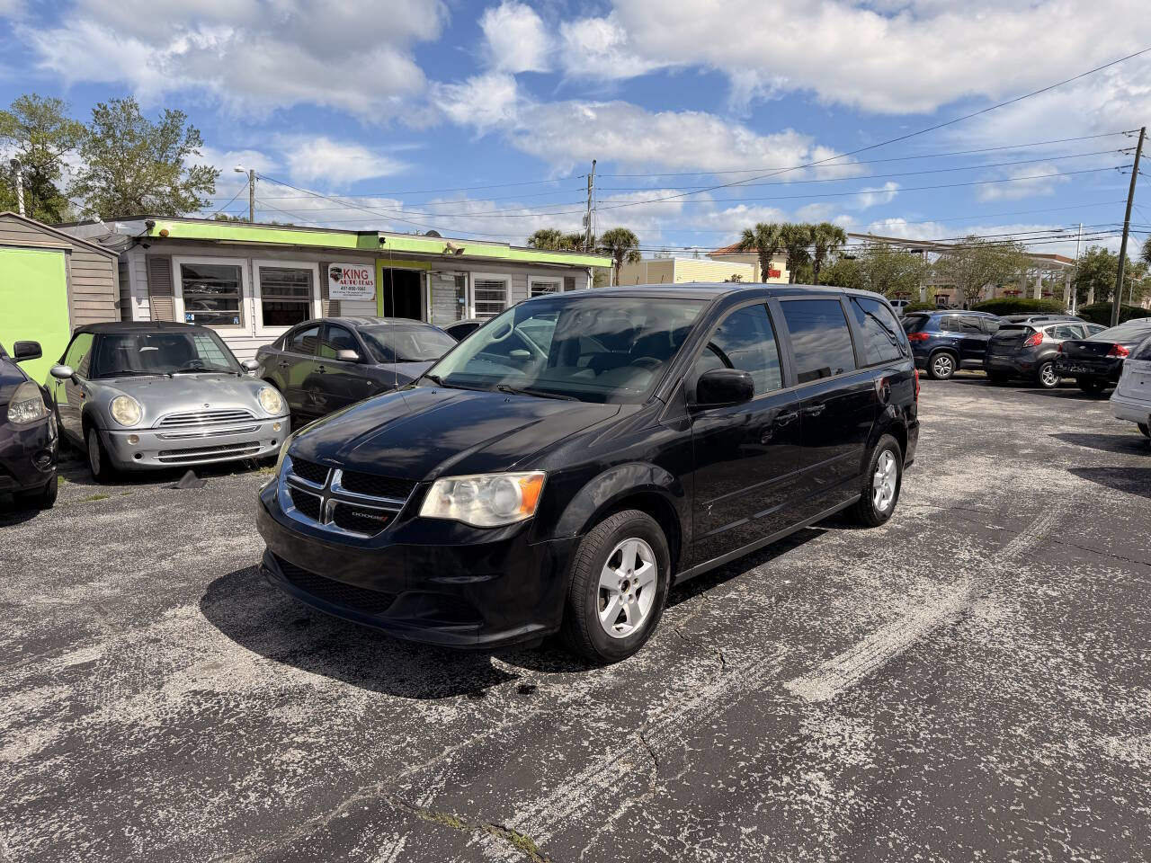 Used 2012 Dodge Grand Caravan SE FWD image 8
