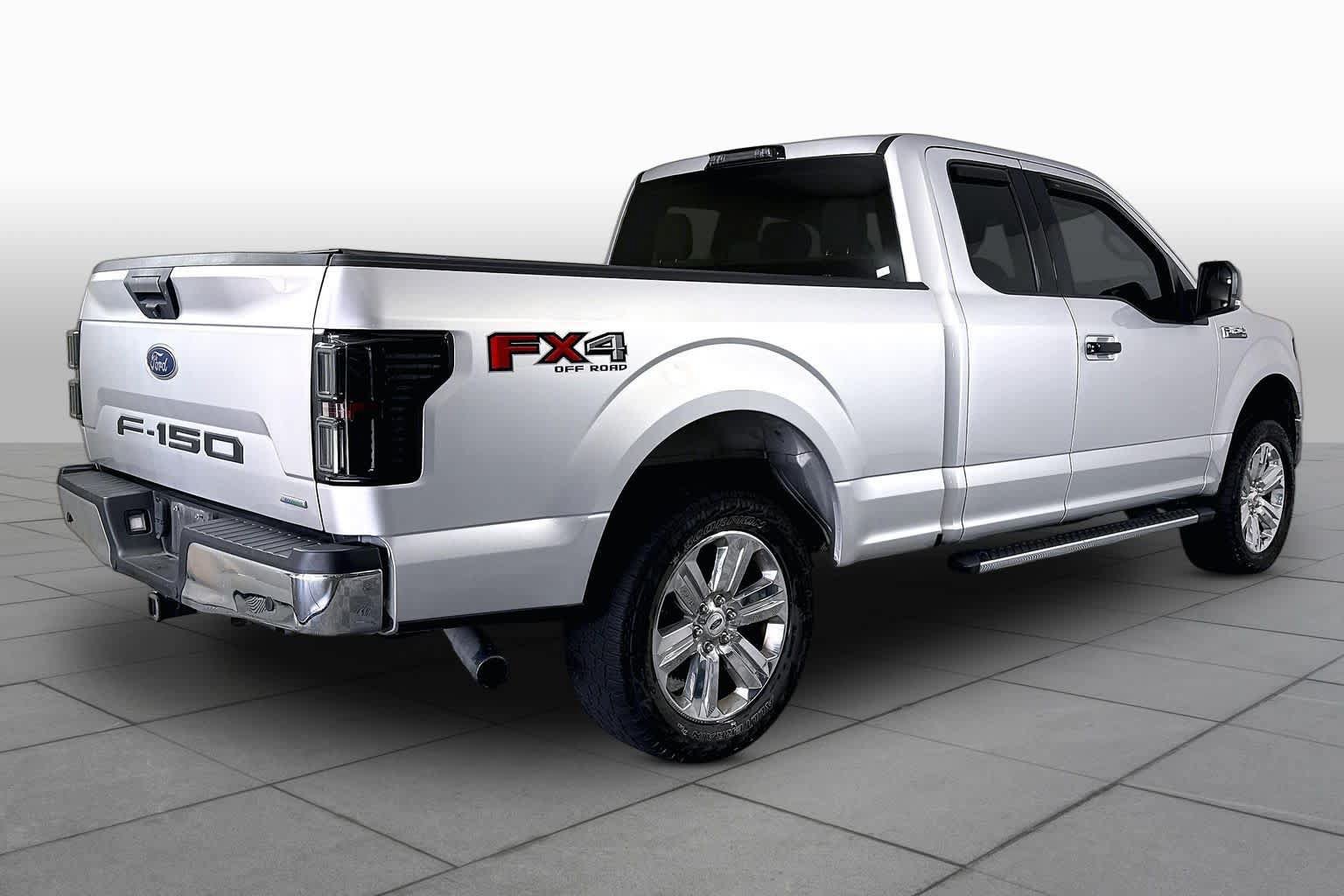 Used 2018 Ford F150 XLT w/ Equipment Group 302A Luxury AWD/4WD image 9