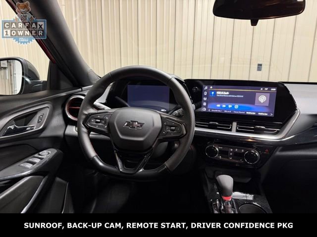 Used 2026 Chevrolet Trax RS w/ Sunroof Package FWD image 29
