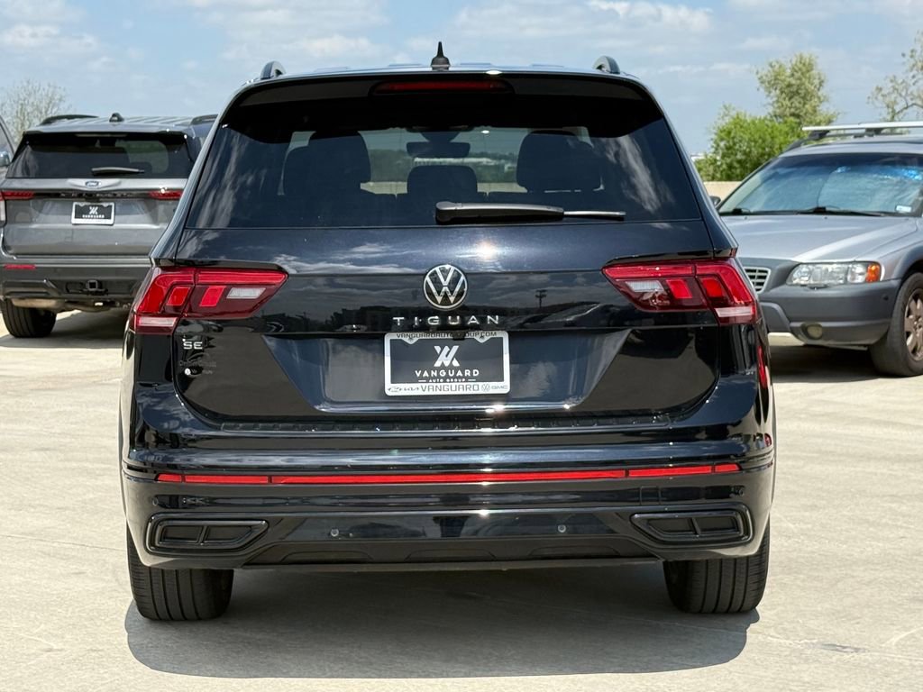 Used 2023 Volkswagen Tiguan SE R-Line image 5