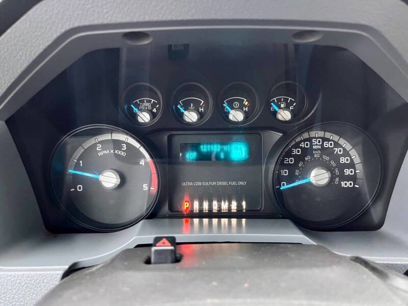 Used 2014 Ford F550 4X2 2dr Regular Cab 140.8 200. image 13