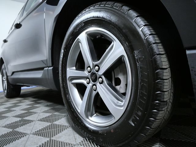 Certified 2024 Ford Edge SEL w/ Convenience Package AWD/4WD image 2