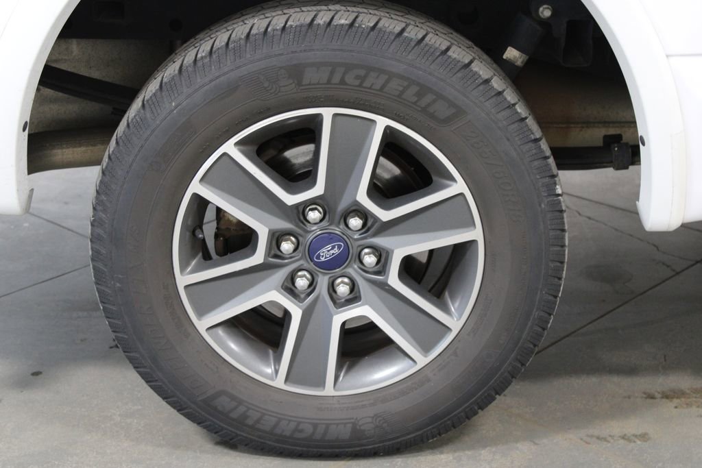 Used 2015 Ford F150 XLT w/ Equipment Group 301A Mid image 12