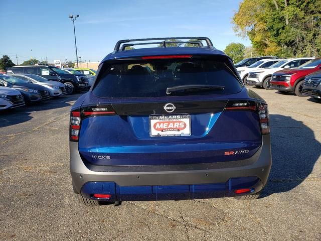 New 2026 Nissan Kicks SR w/ SR Premium Package image 5