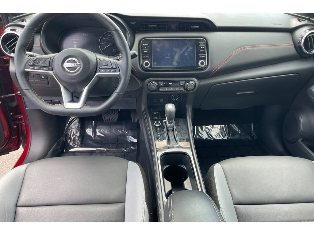 Used 2022 Nissan Kicks SR w/ Premium Package FWD image 15