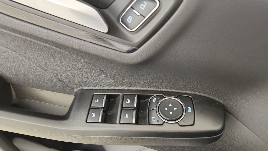 New 2024 Ford Escape ST-Line Select AWD/4WD image 27