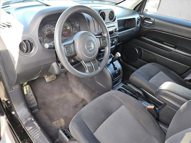 Used 2017 Jeep Patriot Sport w/ Power Value Group image 8