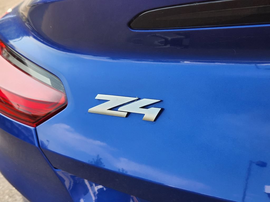 Used 2024 BMW Z4 M40i w/ Premium Package RWD image 43