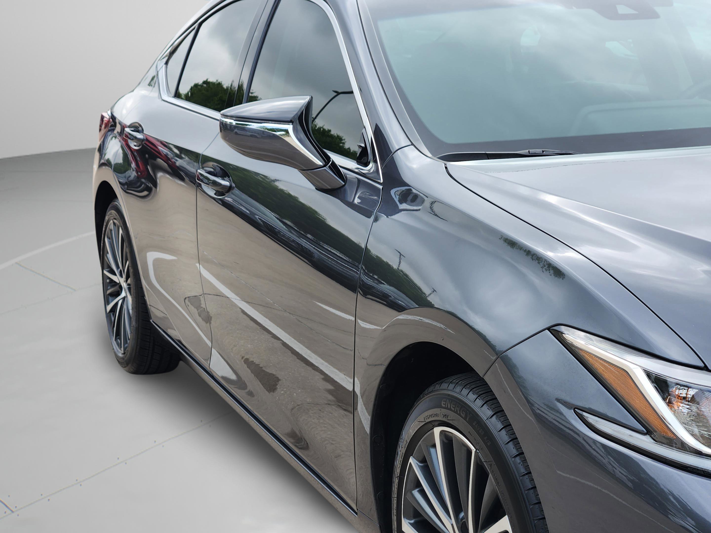 Used 2025 Lexus ES 350 w/ Premium Package image 33