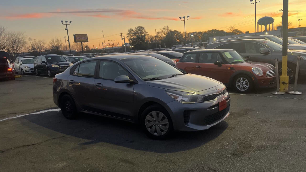 Used 2019 Kia Rio S image 3