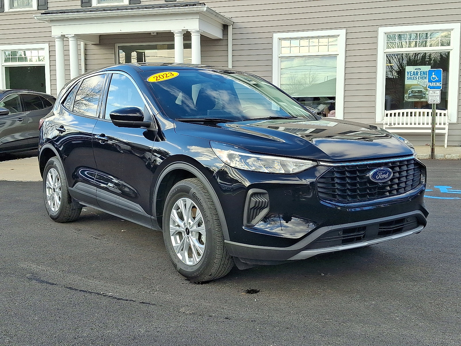 Used 2023 Ford Escape Active w/ Tech Pack #2 image 1