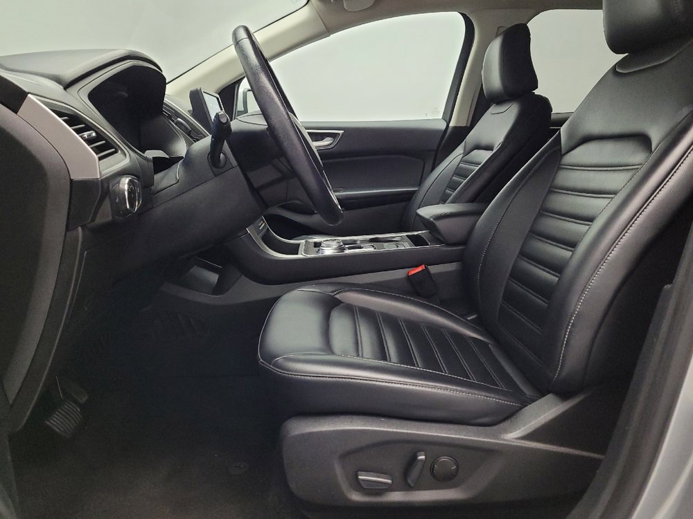 Used 2023 Ford Edge SEL image 17