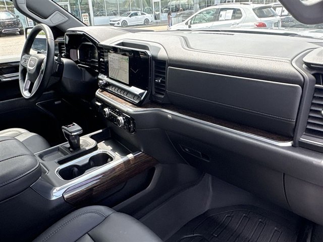 Certified 2025 GMC Sierra 1500 Elevation w/ Elevation Premium Package AWD/4WD image 28