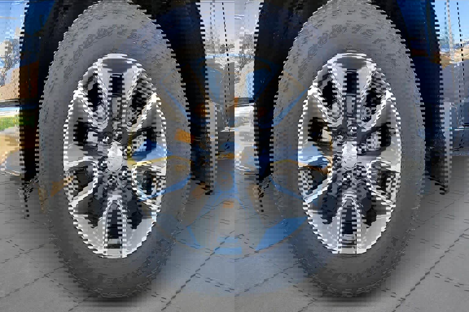 Certified 2023 Chevrolet Silverado 1500 LT image 12