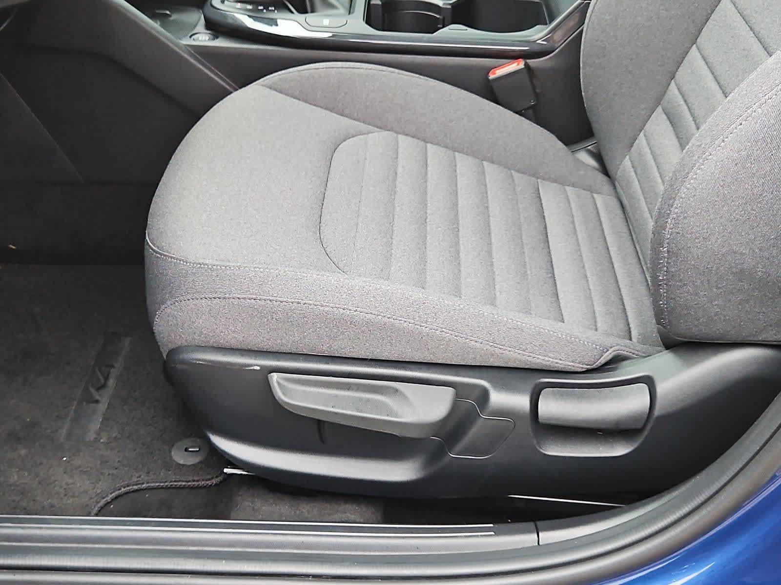 Certified 2025 Kia K4 EX FWD image 16