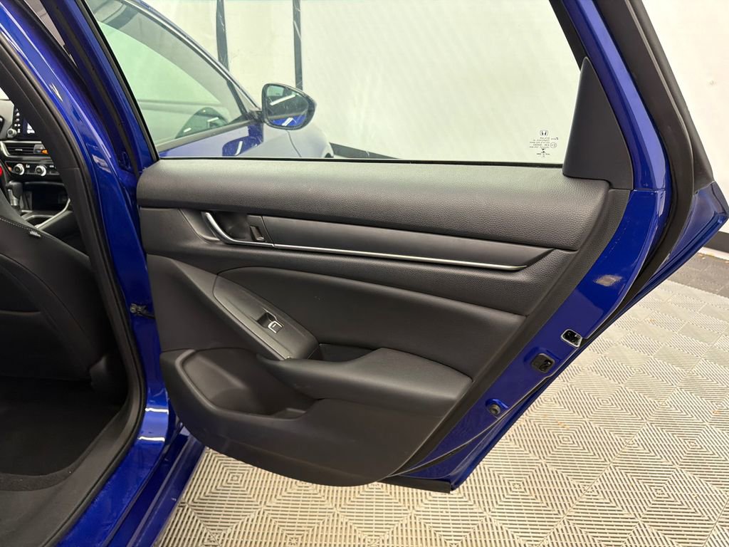 Used 2022 Honda Accord Sport image 17