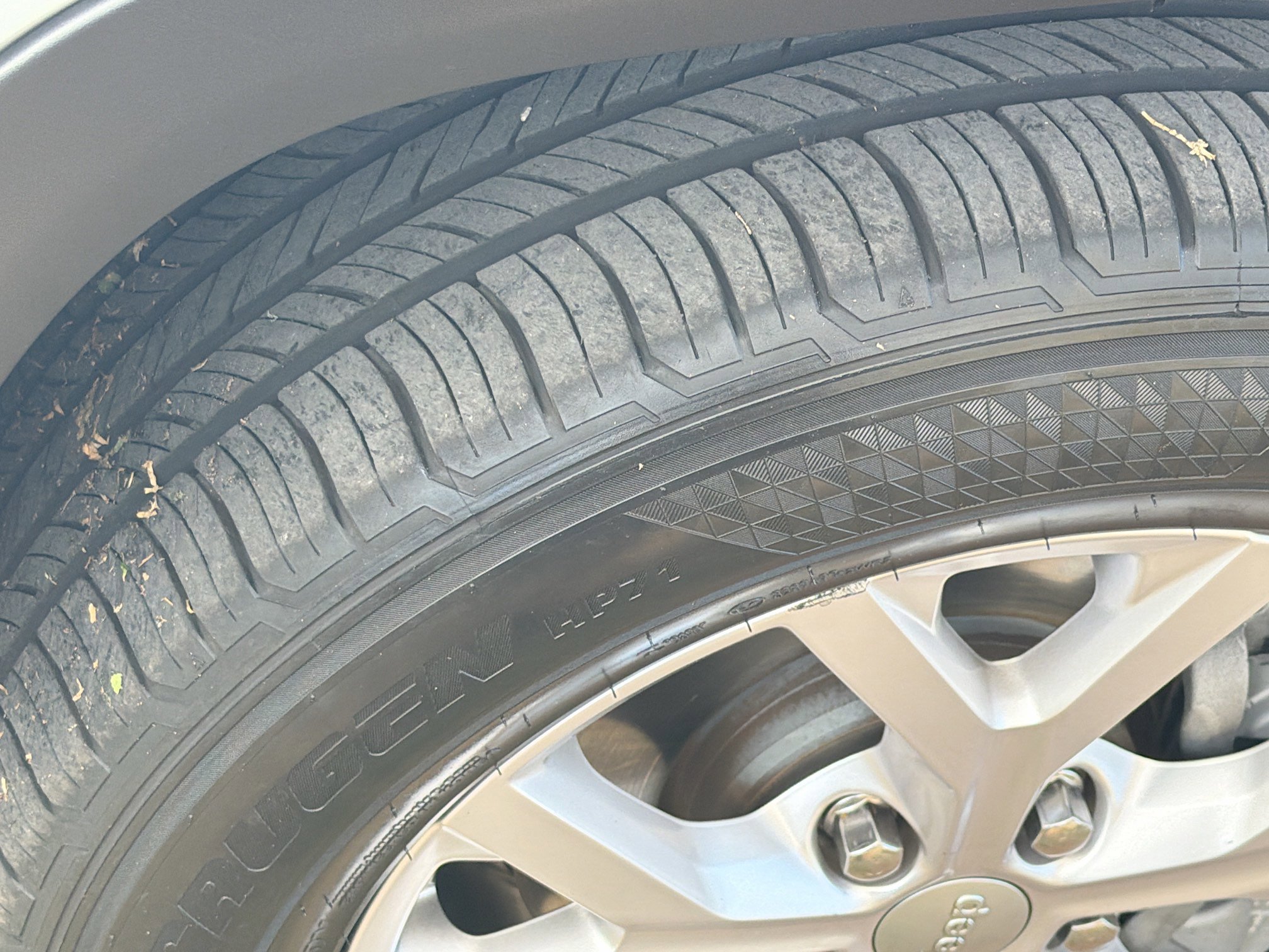 Used 2022 Jeep Grand Cherokee Limited w/ Luxury Tech Group II image 44