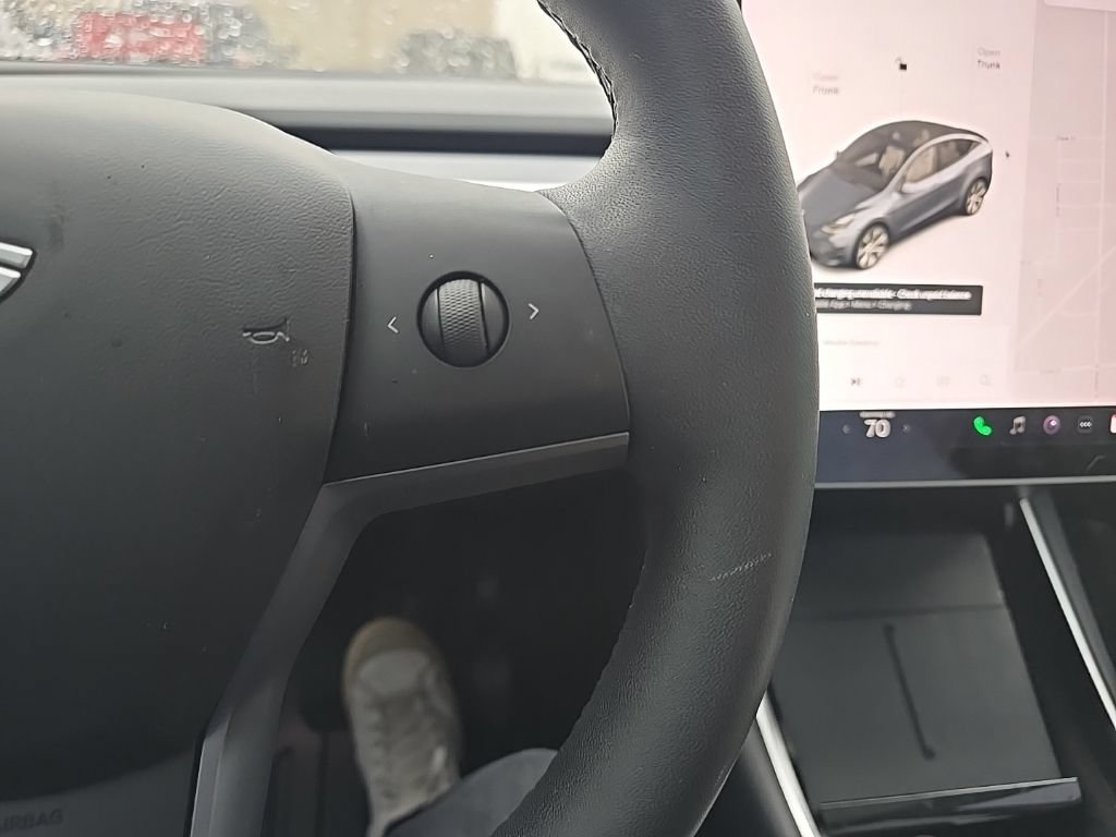 Used 2020 Tesla Model Y Long Range AWD/4WD image 8