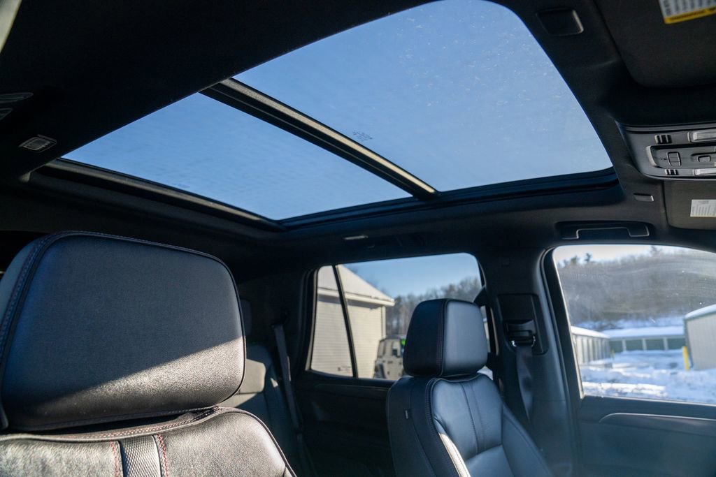 Used 2023 Chevrolet Tahoe RST w/ Luxury Package image 17