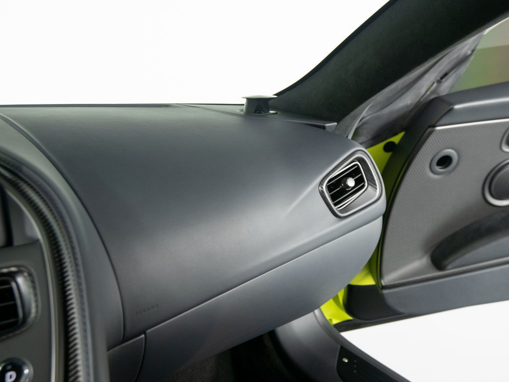 Used 2022 Aston Martin DBS Superleggera RWD image 24