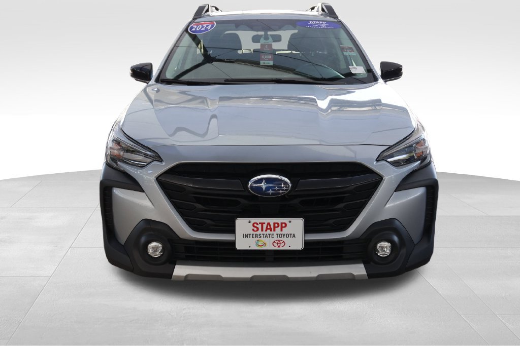 Used 2024 Subaru Outback Premium AWD/4WD image 11