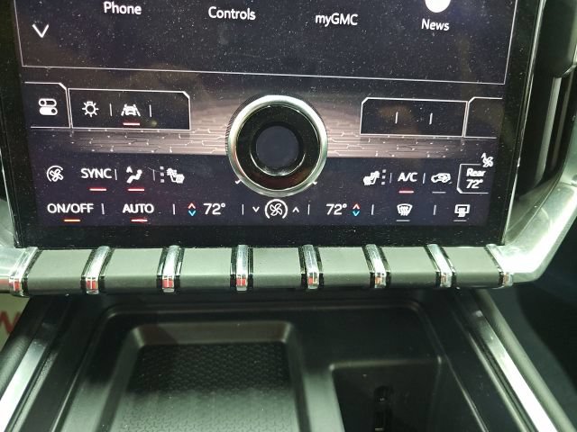 Used 2025 GMC Acadia Elevation FWD image 22