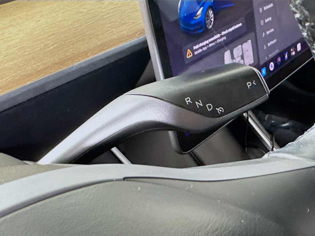 Used 2018 Tesla Model 3 Long Range AWD/4WD image 17