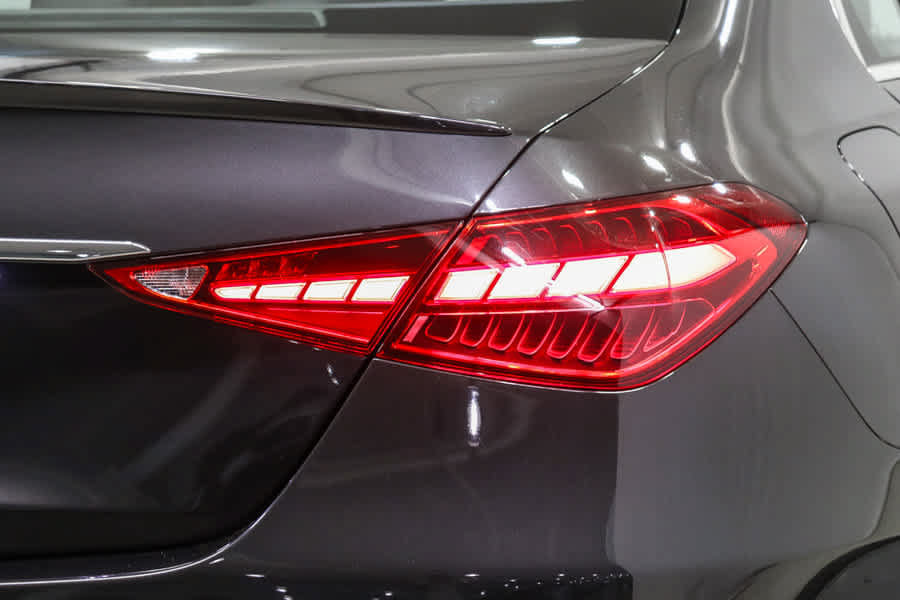 Used 2023 Mercedes-Benz C 300 Sedan image 7