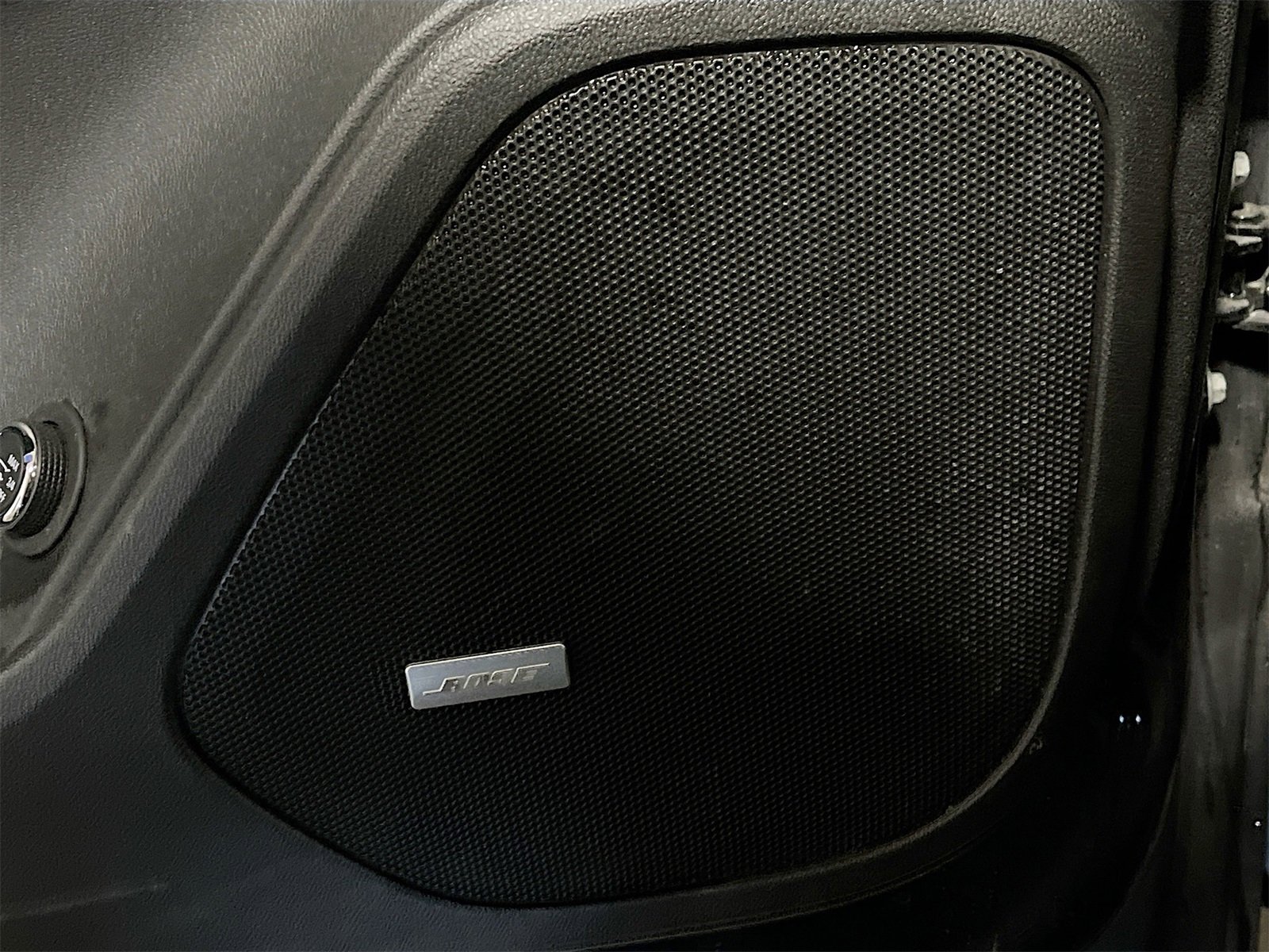 Used 2022 Chevrolet Blazer LT w/ Sound & Technology Package image 19