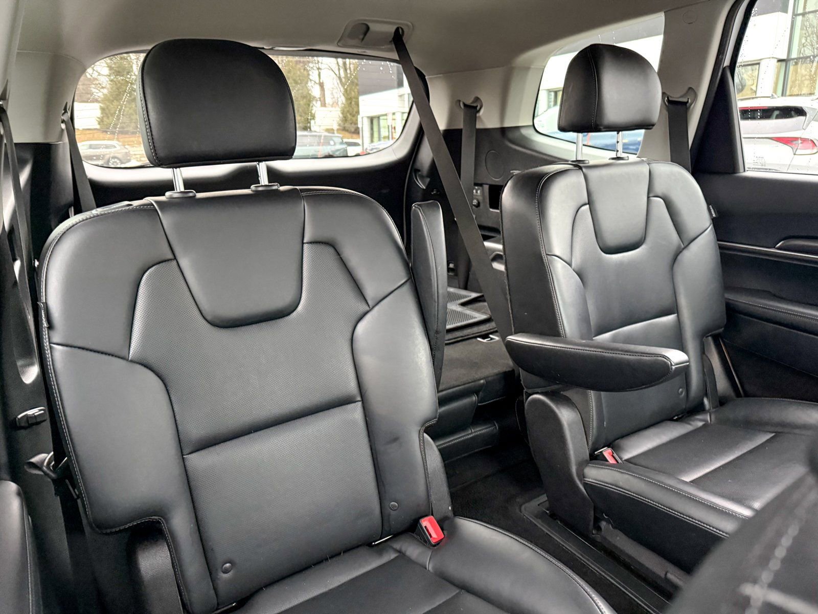 Certified 2024 Kia Telluride S w/ S Sunroof Package image 13