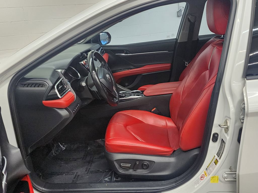 Used 2018 Toyota Camry XSE w/ Driver Assist Package image 11