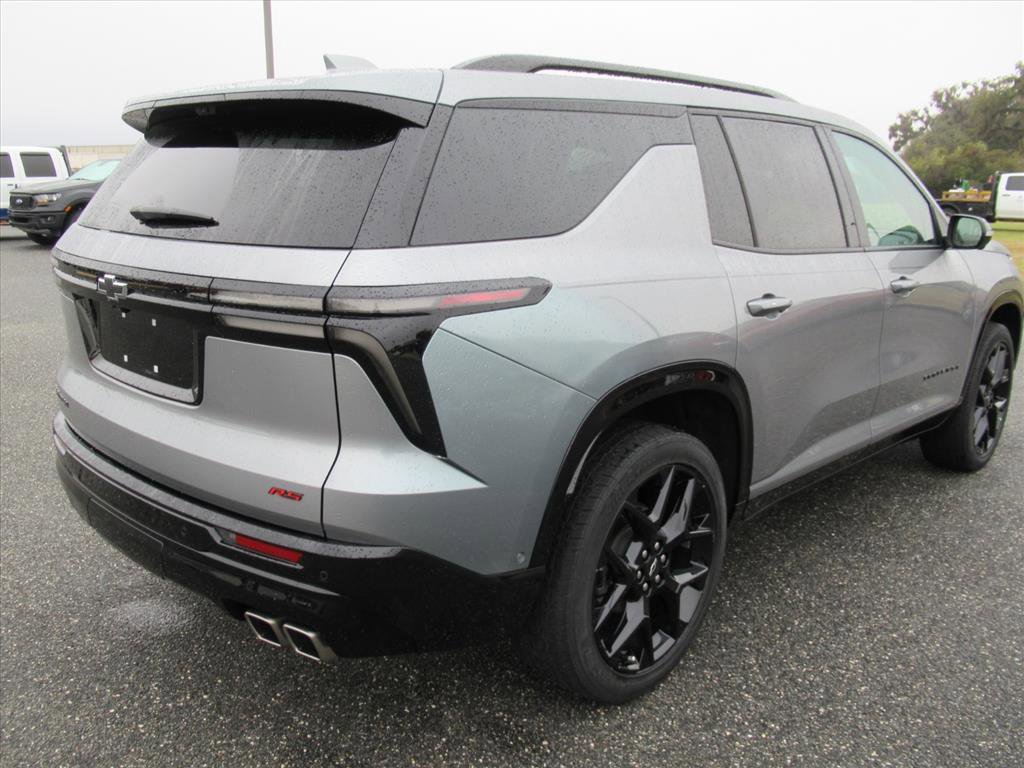 Used 2024 Chevrolet Traverse RS w/ LPO, Floor Liner Package image 7